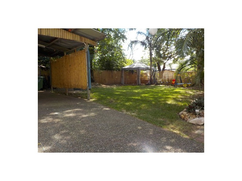 82 Blackstone Road, Silkstone QLD 4304