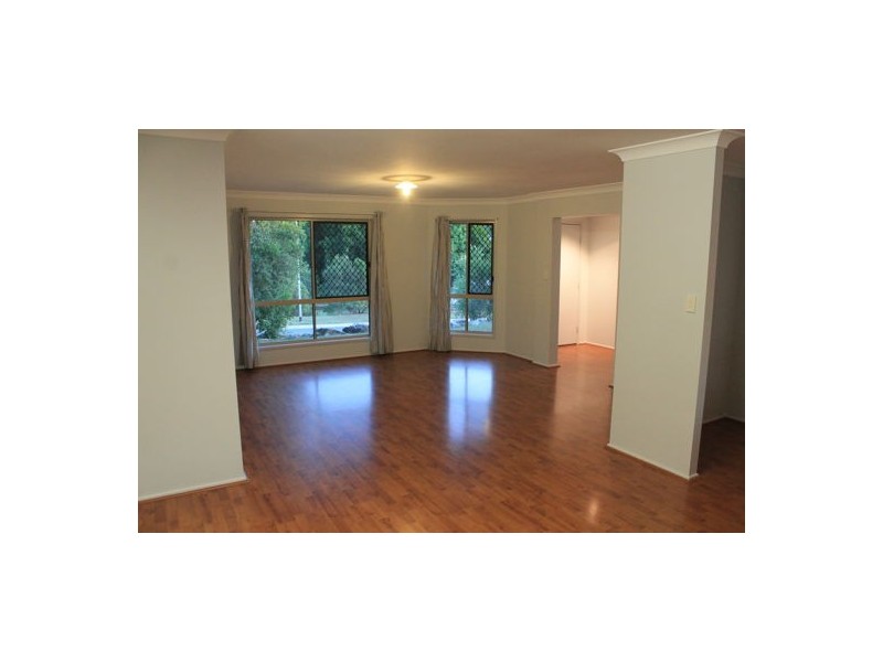 18 Palma Rosa Drive, Wulkuraka QLD 4305