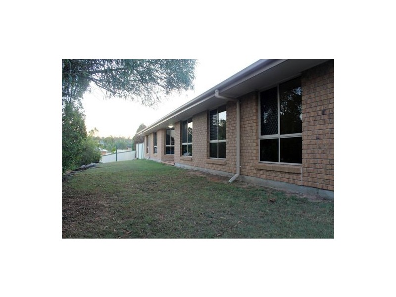 18 Palma Rosa Drive, Wulkuraka QLD 4305