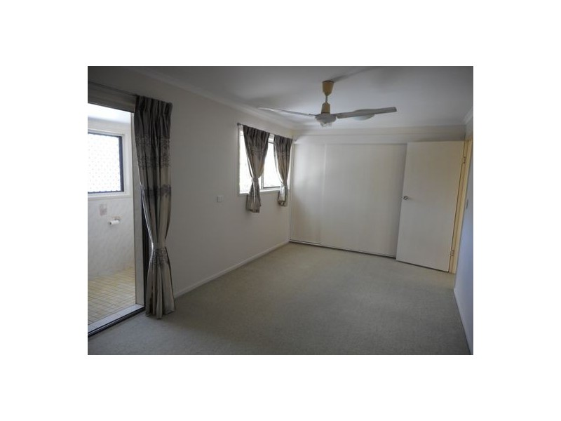 18 Aberdeen Street, Bundamba QLD 4304