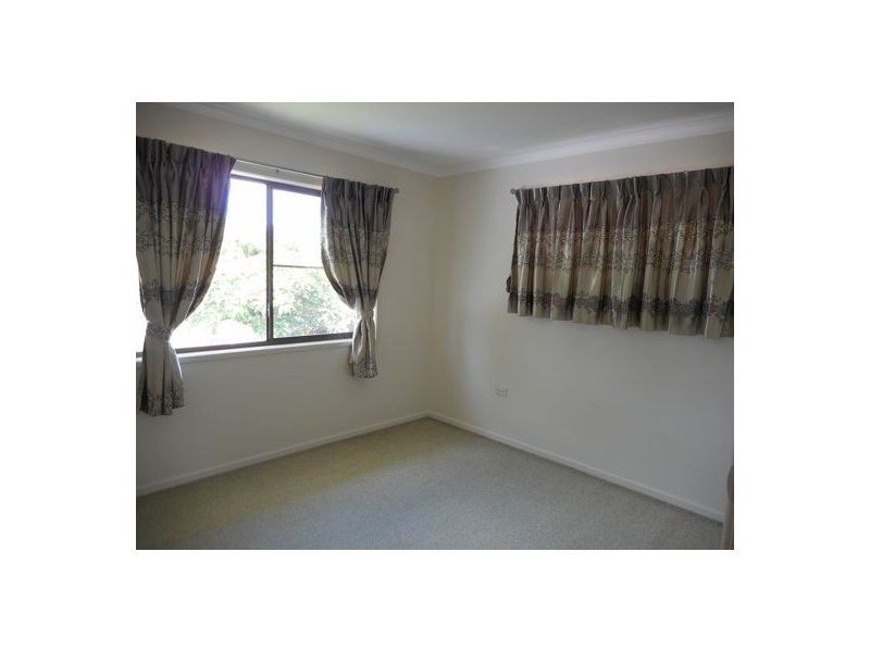 18 Aberdeen Street, Bundamba QLD 4304