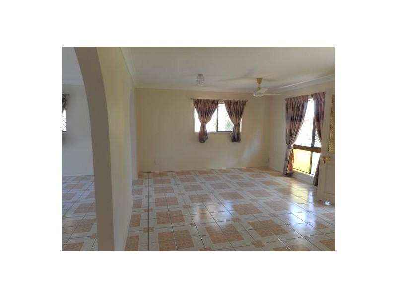 18 Aberdeen Street, Bundamba QLD 4304