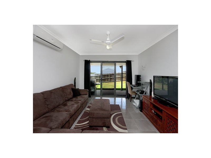 8 Boronia Street, Deebing Heights QLD 4306