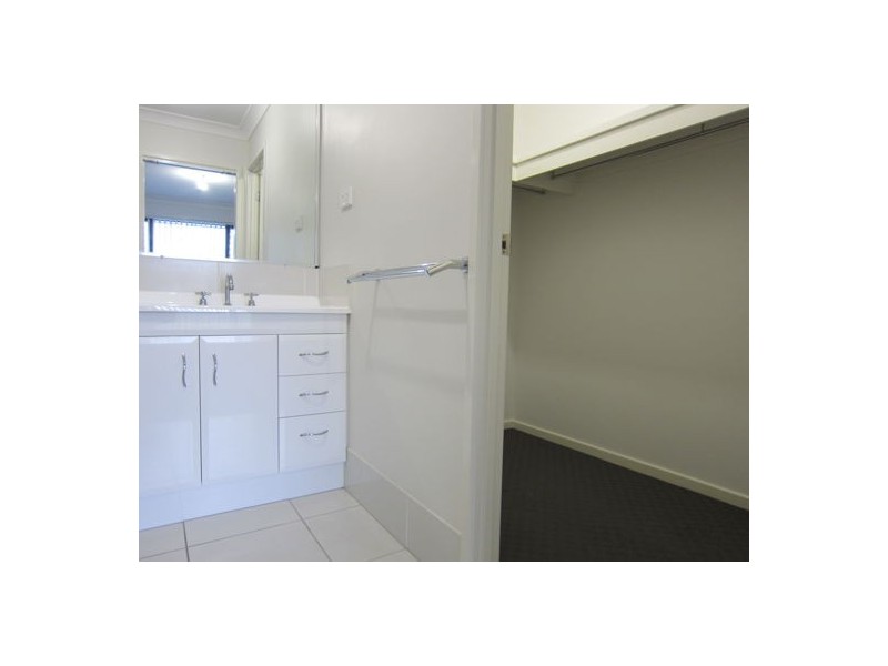 7 Kinkajou Street, Deebing Heights QLD 4306
