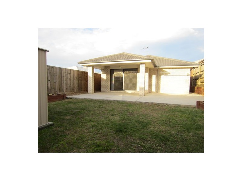 7 Kinkajou Street, Deebing Heights QLD 4306