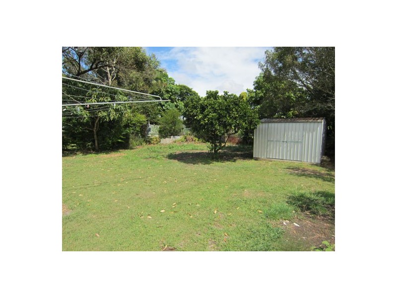 173 Glebe Road, Silkstone QLD 4304
