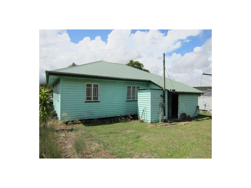 173 Glebe Road, Silkstone QLD 4304