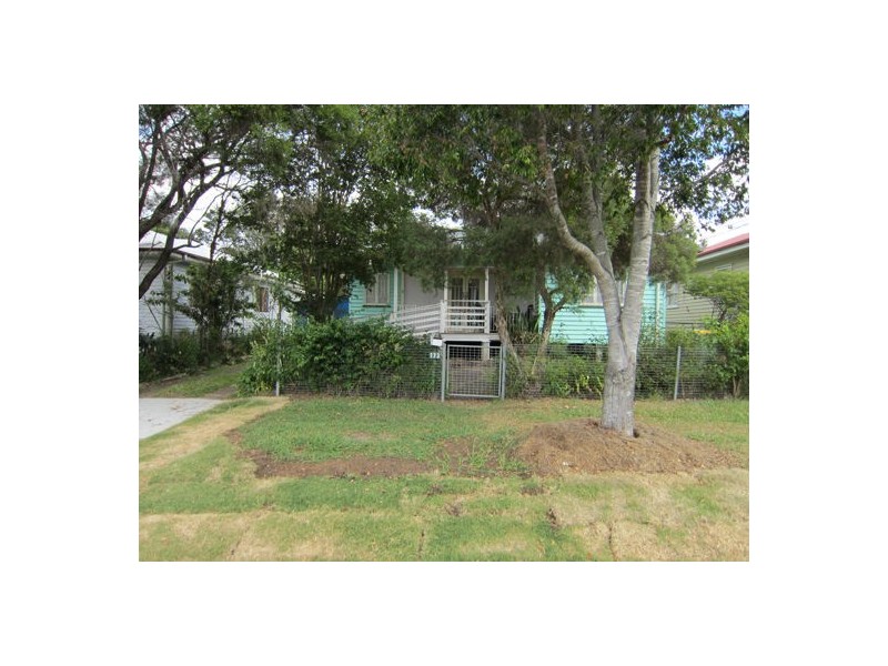 173 Glebe Road, Silkstone QLD 4304