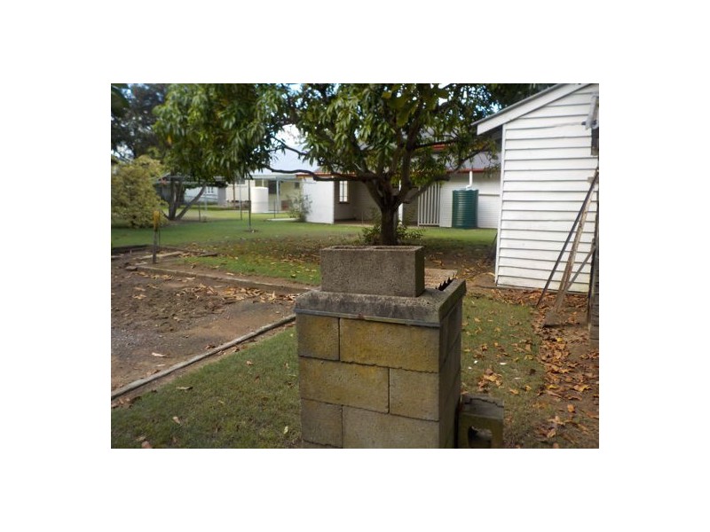 14 Gilmore Street, Leichhardt QLD 4305