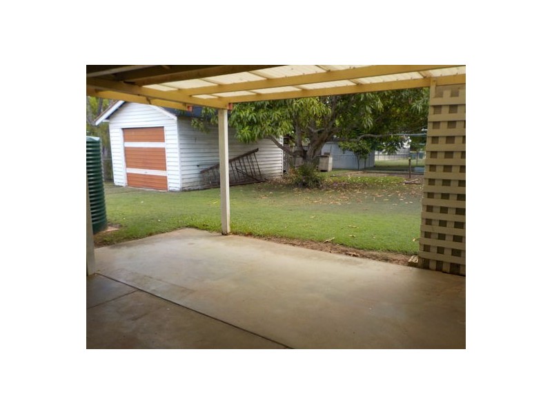 14 Gilmore Street, Leichhardt QLD 4305