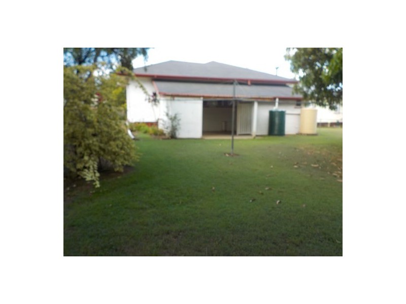 14 Gilmore Street, Leichhardt QLD 4305