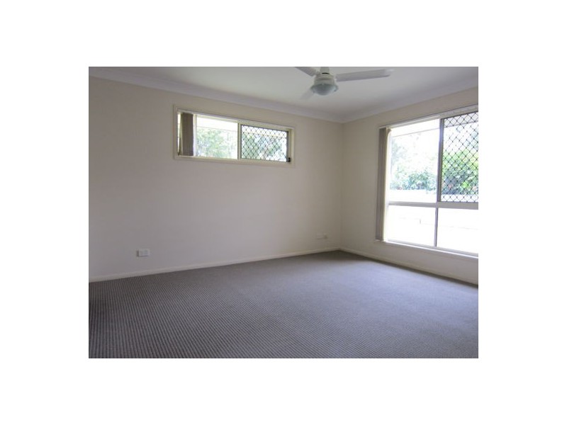 18 Kentia Circuit, Flinders View QLD 4305