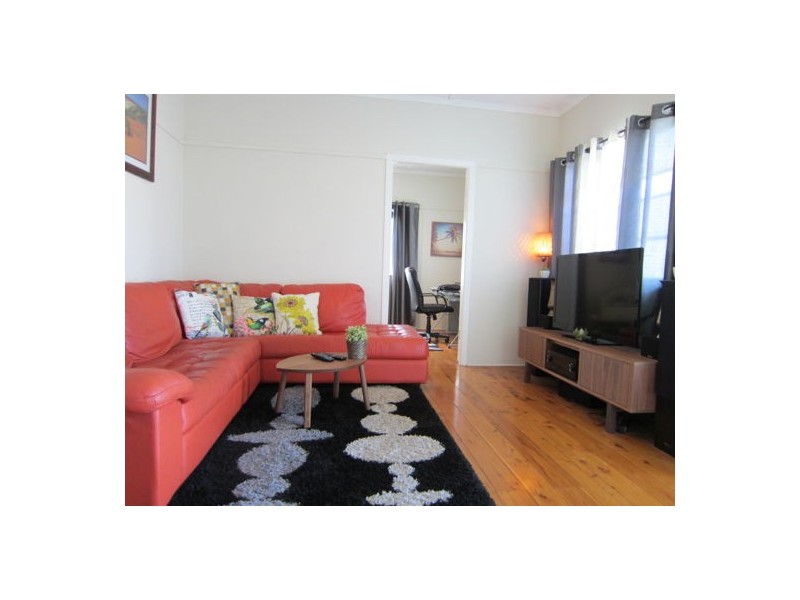 4 Enterprise Lane, Booval QLD 4304