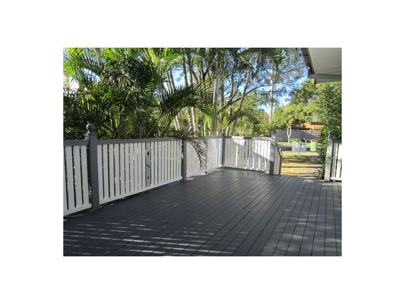 32 Larsen Street, Leichhardt QLD 4305