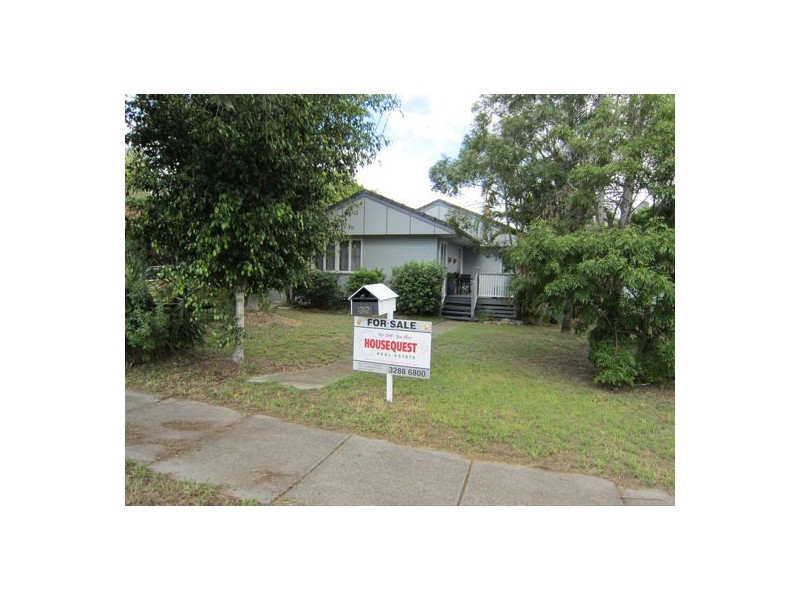32 Larsen Street, Leichhardt QLD 4305