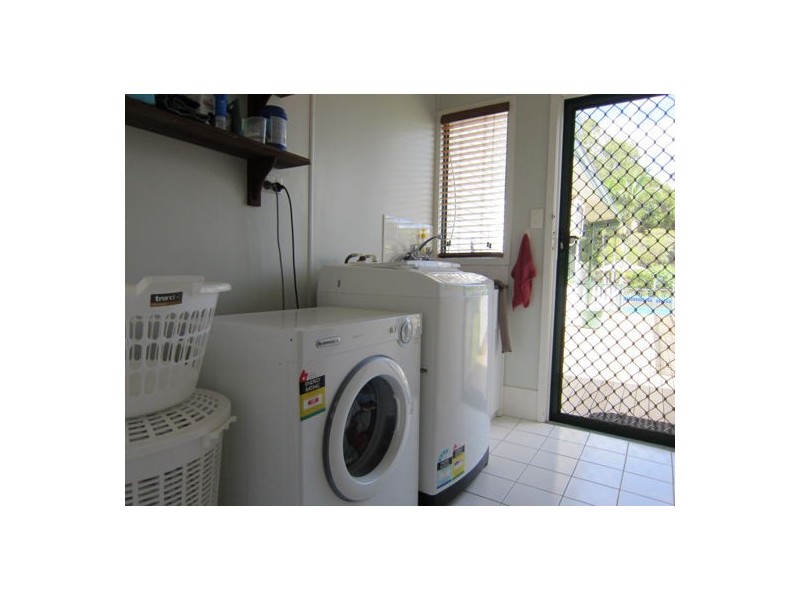61 Siemons Street, One Mile QLD 4305