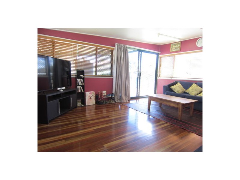 61 Siemons Street, One Mile QLD 4305