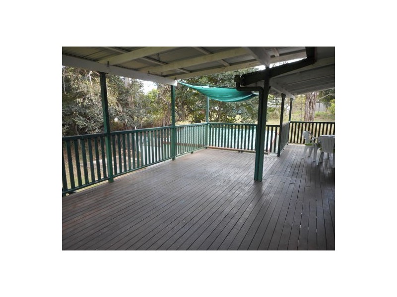 3 Jones Street, Blackstone QLD 4304