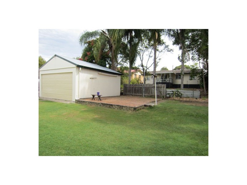 25 Raceview Street, Eastern Heights QLD 4305