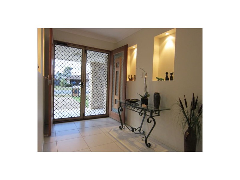 31 Piccadilly Court, Deebing Heights QLD 4306