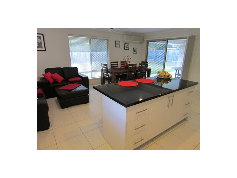 31 Piccadilly Court, Deebing Heights QLD 4306