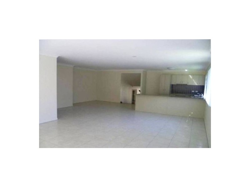 35 Atlantic Drive, Brassall QLD 4305