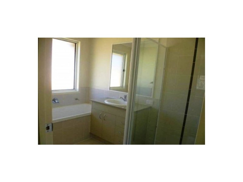 35 Atlantic Drive, Brassall QLD 4305