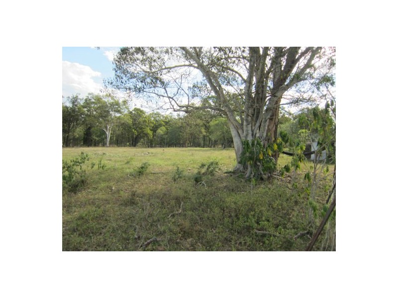 300 Pine Mountain Road, Muirlea QLD 4306
