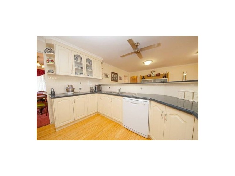 92 High Street, Brassall QLD 4305