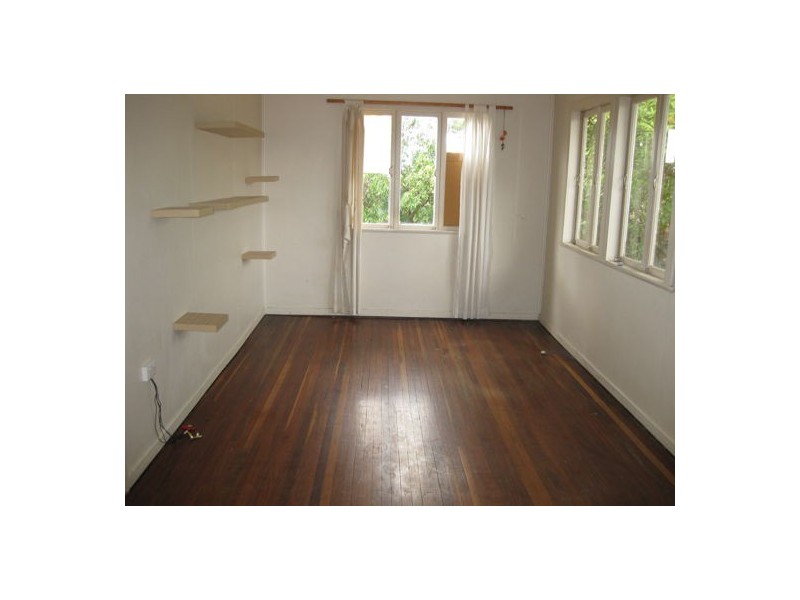 37 Brisbane Road, Ebbw Vale QLD 4304
