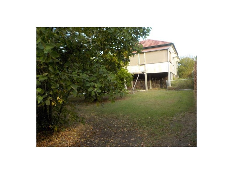 37 Brisbane Road, Ebbw Vale QLD 4304