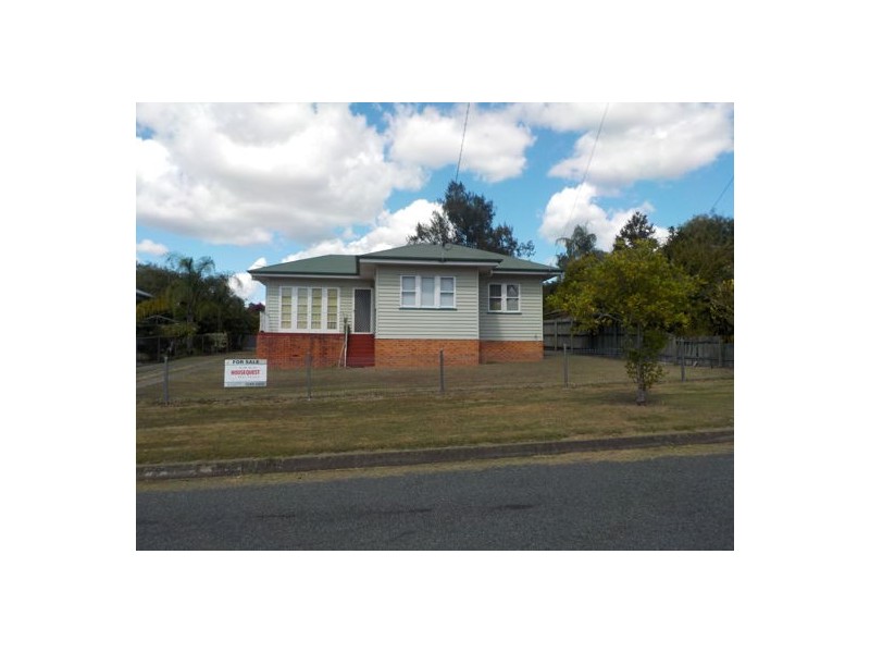 8 Phillip Street, One Mile QLD 4305