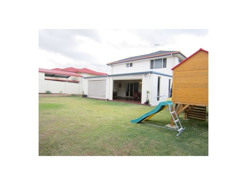 18 Anna Drive, Raceview QLD 4305