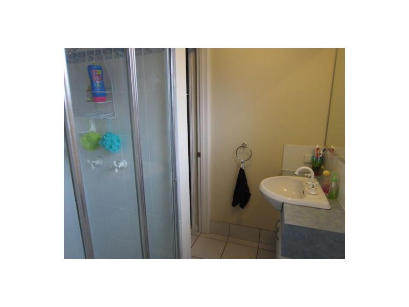 18 Anna Drive, Raceview QLD 4305