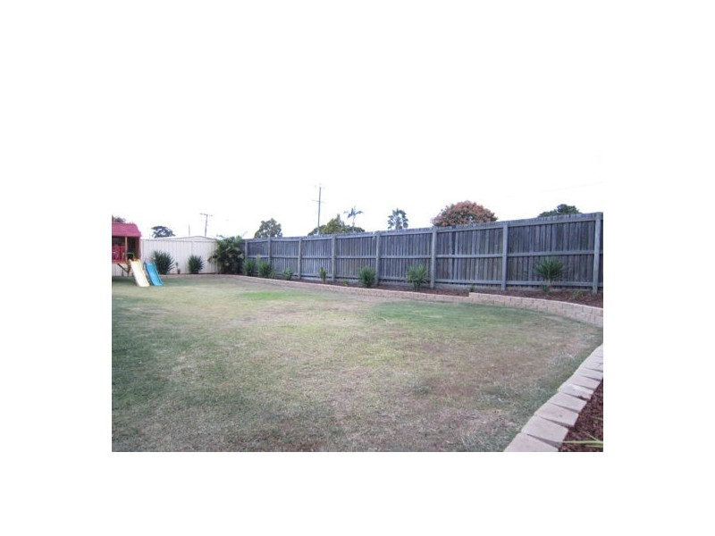 18 Anna Drive, Raceview QLD 4305