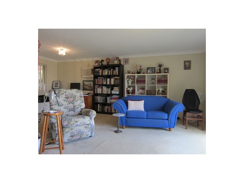 20 Resolution Parade, Flinders View QLD 4305