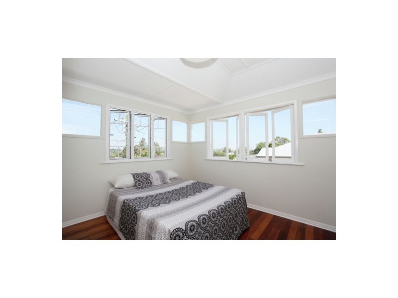 28A Pine Street, North Ipswich QLD 4305
