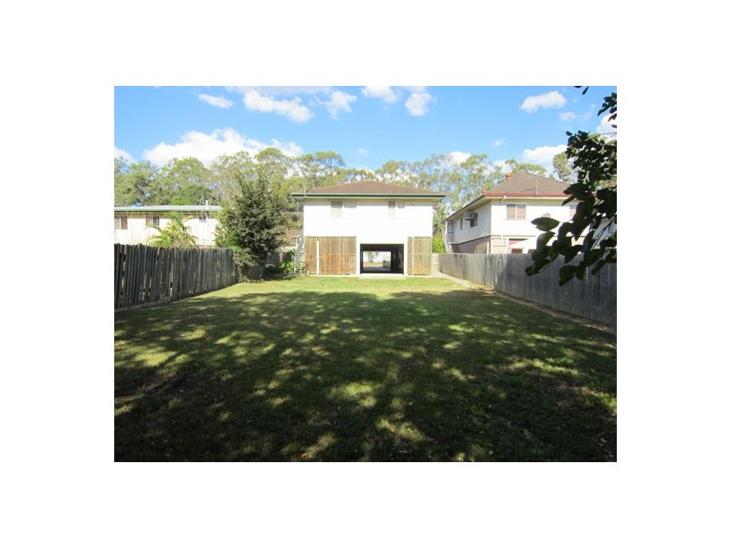 16 Tibbits Street, Bundamba QLD 4304