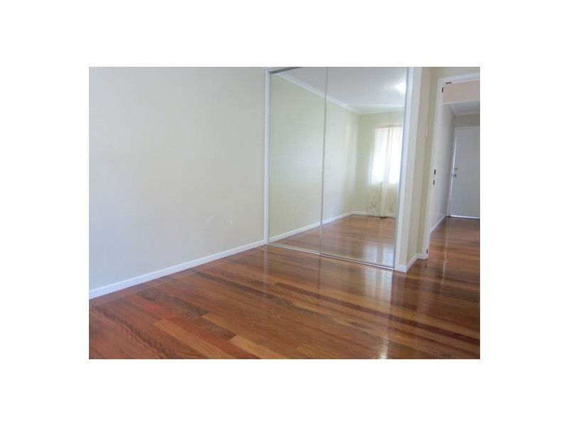 16 Tibbits Street, Bundamba QLD 4304
