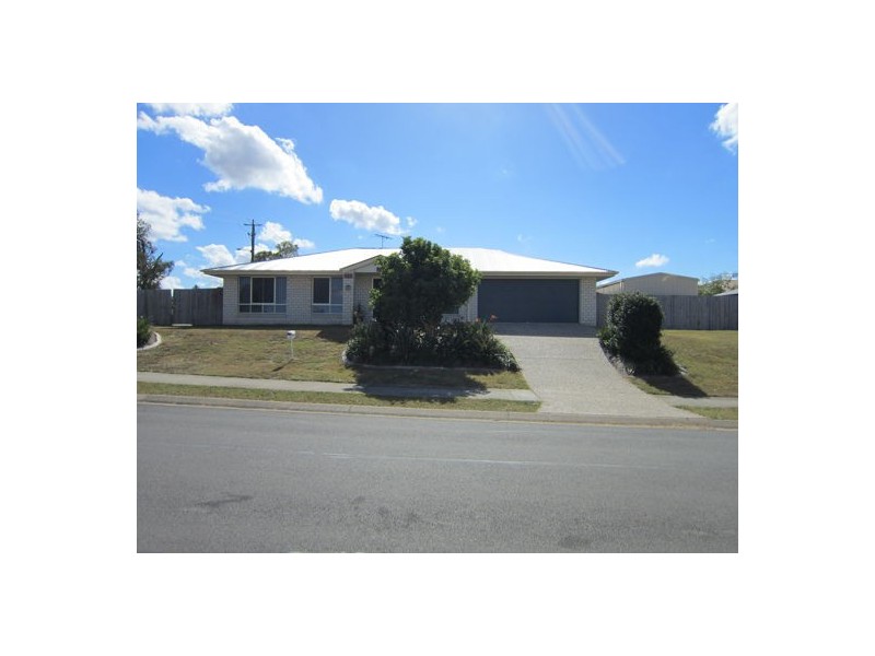 2 Petal Place, Yamanto QLD 4305