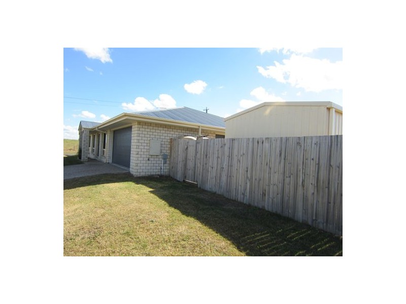 2 Petal Place, Yamanto QLD 4305
