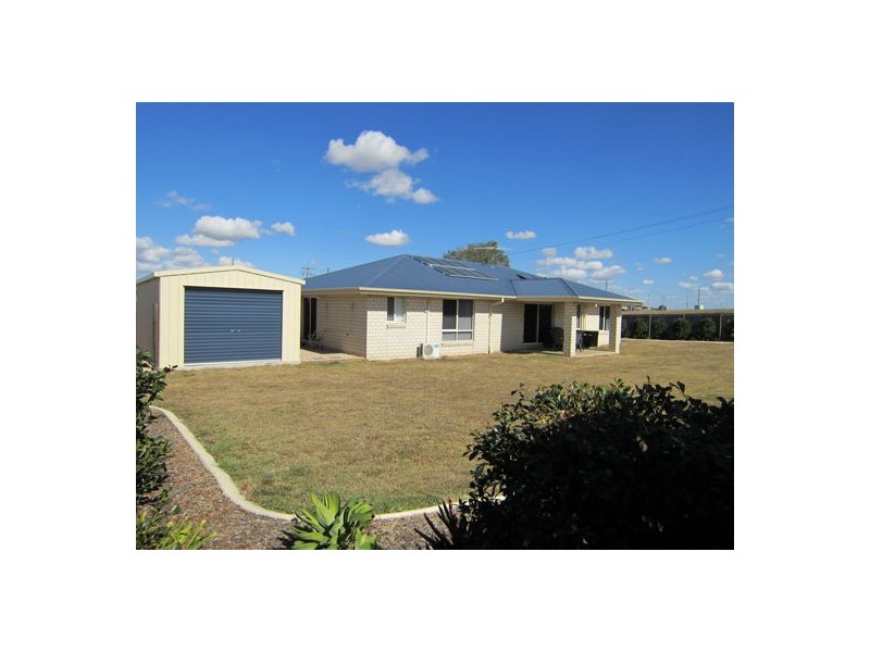 2 Petal Place, Yamanto QLD 4305