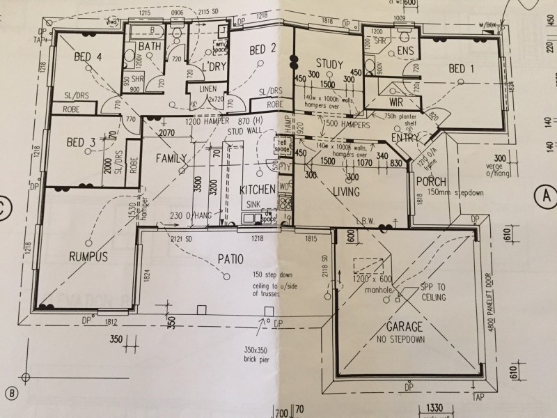 7 Benjamin Court, Yamanto QLD 4305 Floorplan