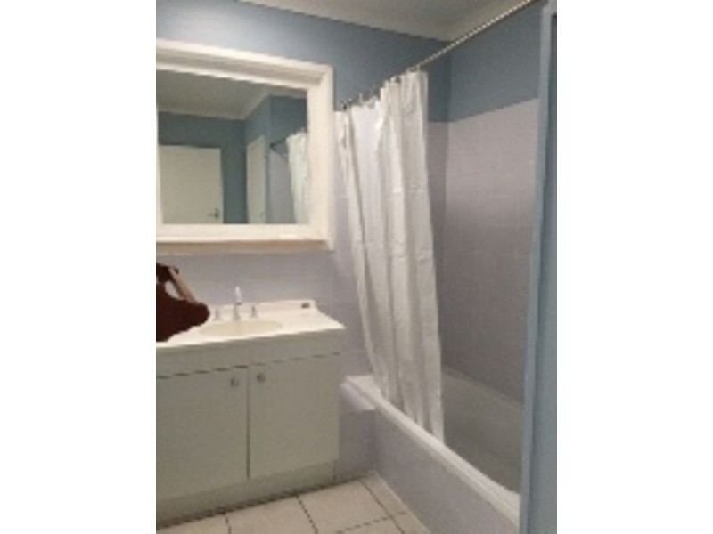 27 Greenway Street, Churchill QLD 4305