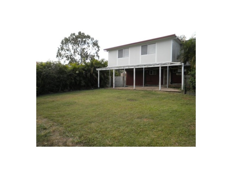 27 Greenway Street, Churchill QLD 4305