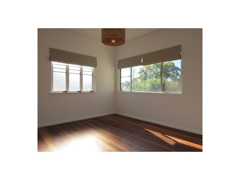 44 Walkers Lane, Booval QLD 4304