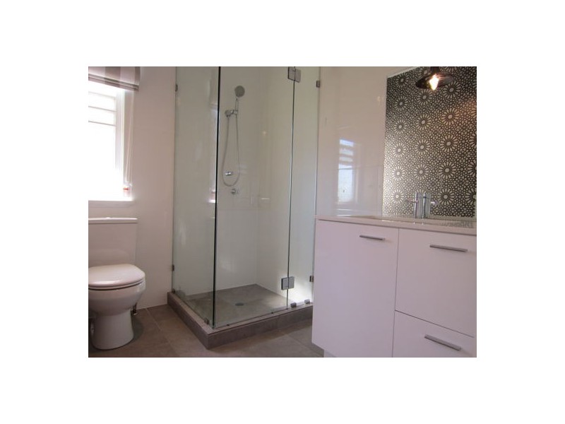 44 Walkers Lane, Booval QLD 4304