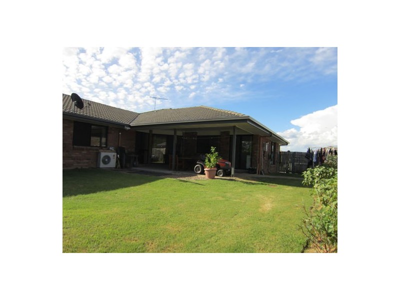 12 Baden Jones Way, North Booval QLD 4304