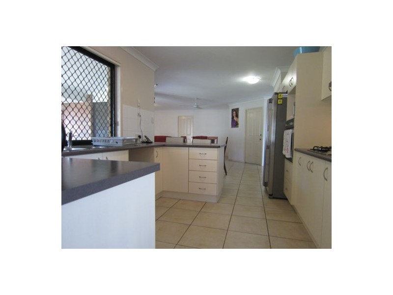 12 Baden Jones Way, North Booval QLD 4304