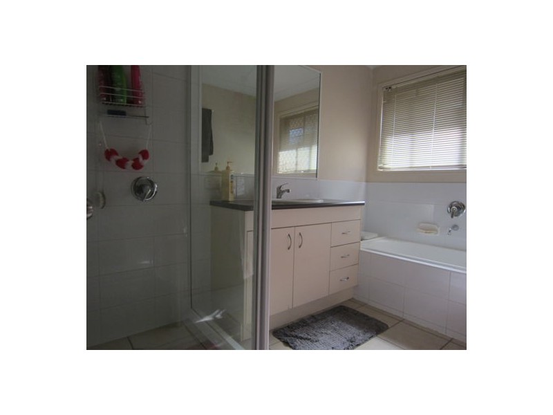 12 Baden Jones Way, North Booval QLD 4304